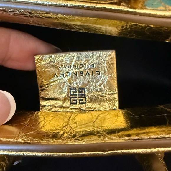 authentic Givenchy Antigona Micro Bag - Picture 4 of 15